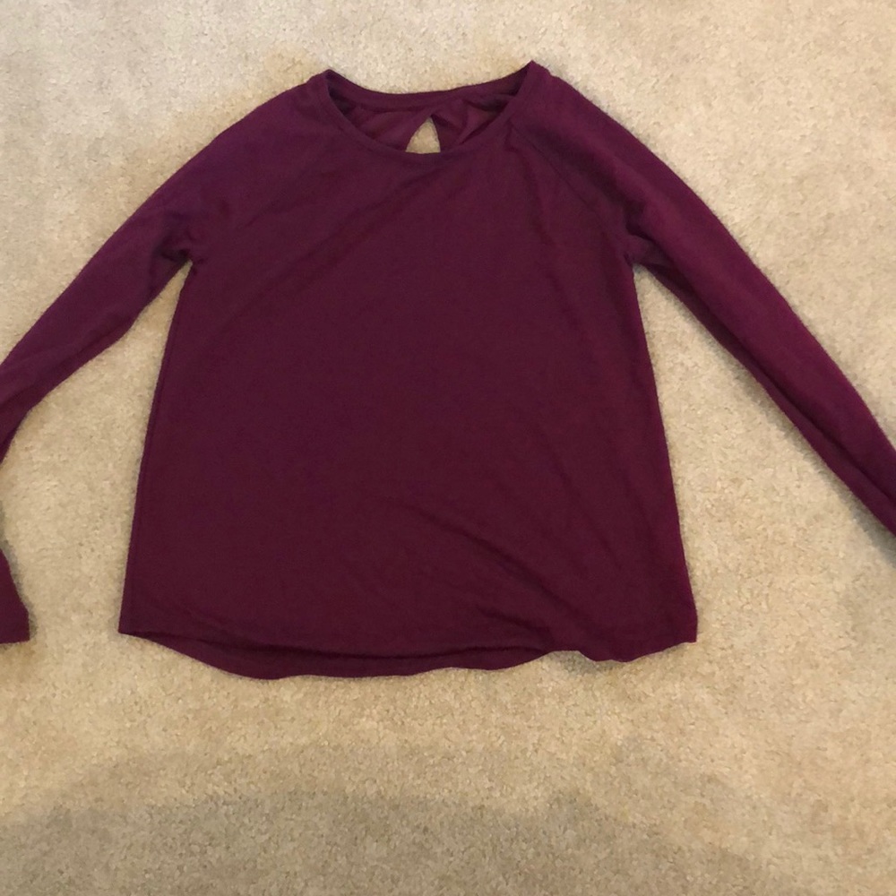 Long sleeve exercise shirt